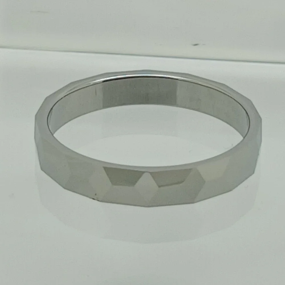 Vintage Tungsten Faceted Band Ring Size 10 Silver Tone 4mm Y2K Geometric‎ 4.1g